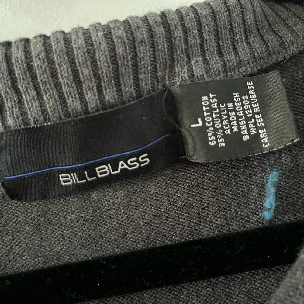 Bill Blass Gray Cotton Blend 1/4 zip pullover sweater Size Large.